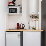 Studio fonctionnel hopital bichat - paris 18 - 2P